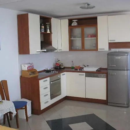 City Center Ljubo Apartment Makarska