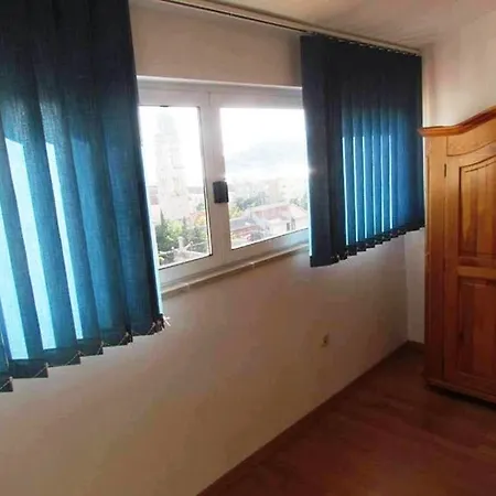 City Center Ljubo Apartment Makarska